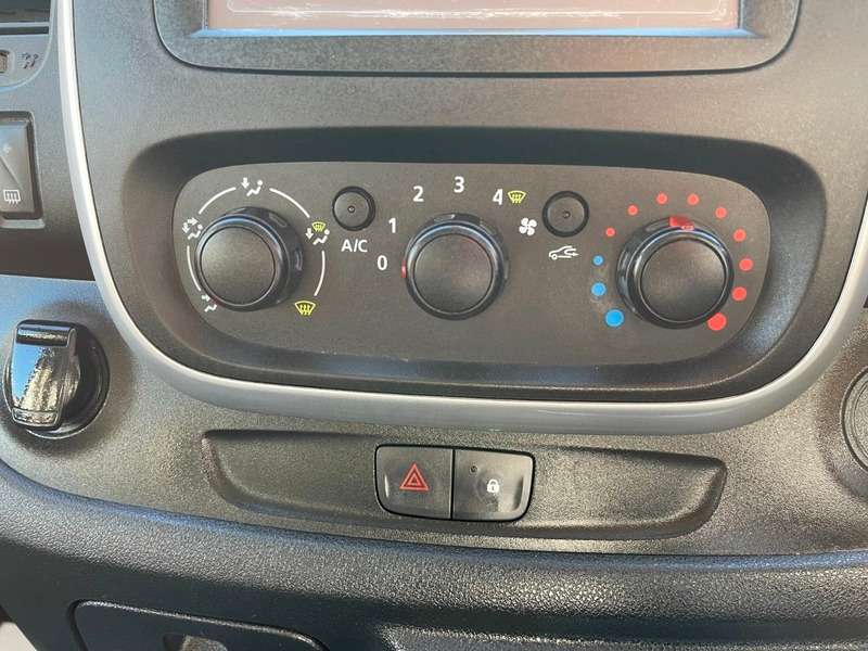 2019 NISSAN NV300 2019 NISSAN NV300