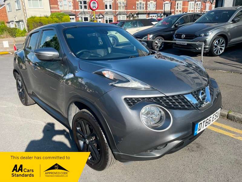 A 2017 NISSAN JUKE N-CONNECTA XTRONIC A 2017 NISSAN JUKE N-CONNECTA XTRONIC