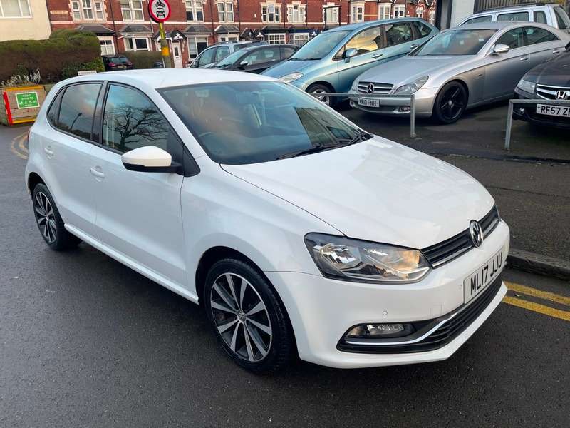 null VOLKSWAGEN POLO null VOLKSWAGEN POLO