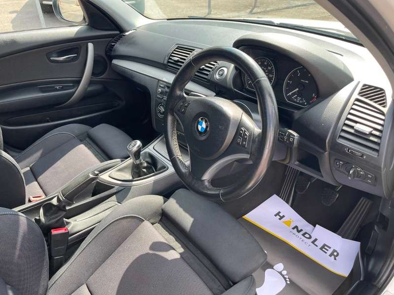 2011 BMW 1 SERIES 2011 BMW 1 SERIES