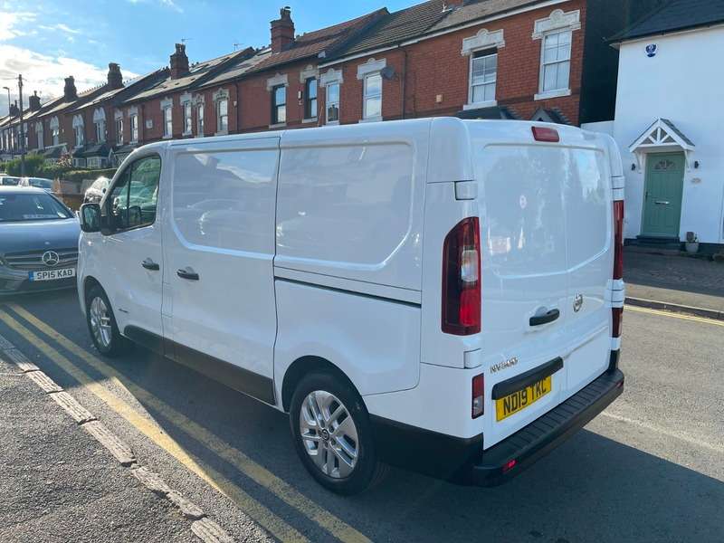 2019 NISSAN NV300 2019 NISSAN NV300