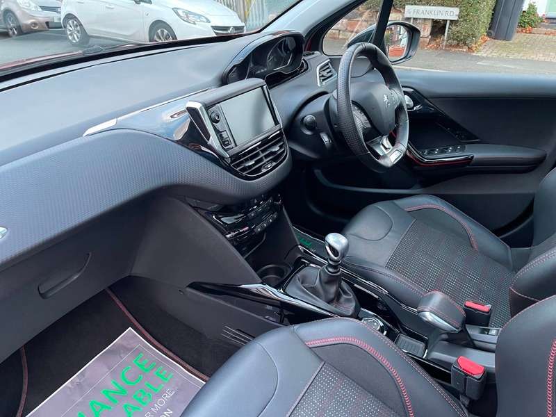 2017 PEUGEOT 2008 2017 PEUGEOT 2008