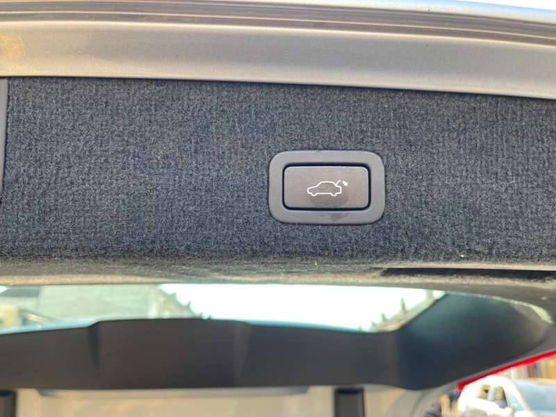 2013 VOLVO XC70 2013 VOLVO XC70