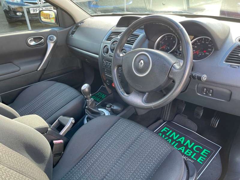 2006 RENAULT MEGANE 2006 RENAULT MEGANE
