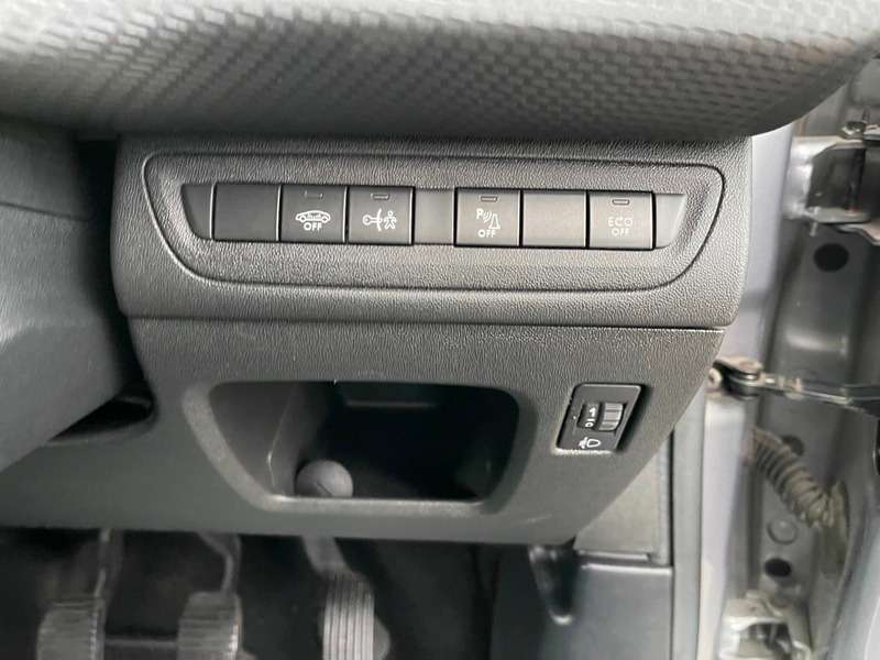 2018 PEUGEOT 2008 2018 PEUGEOT 2008