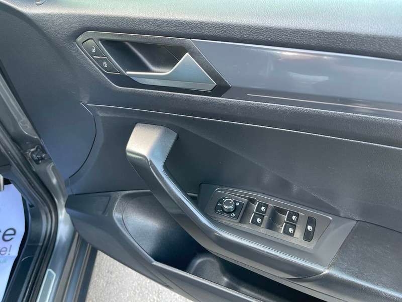 2019 VOLKSWAGEN T-ROC 2019 VOLKSWAGEN T-ROC