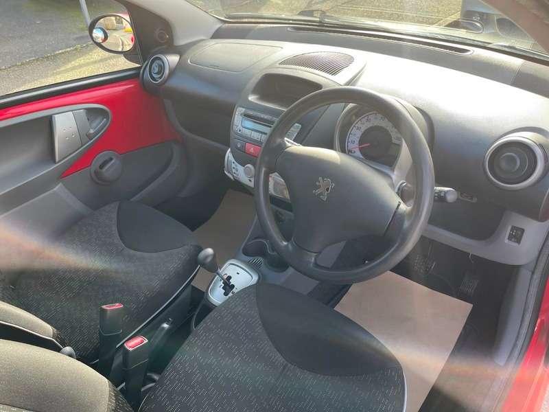 2011 PEUGEOT 107 2011 PEUGEOT 107