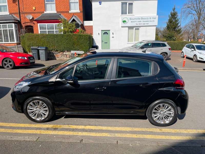 2018 PEUGEOT 208 2018 PEUGEOT 208