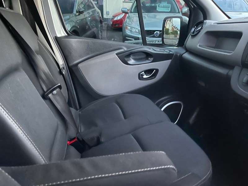 2017 RENAULT TRAFIC 2017 RENAULT TRAFIC