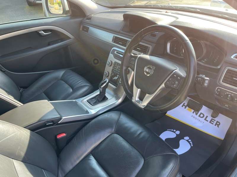 2013 VOLVO XC70 2013 VOLVO XC70