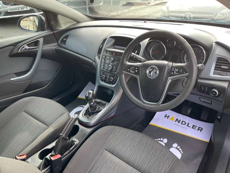 2012 VAUXHALL ASTRA 2012 VAUXHALL ASTRA