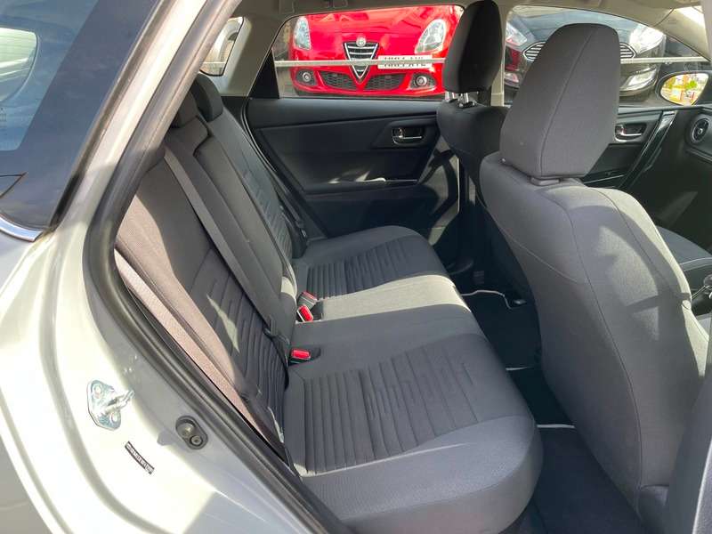 2018 TOYOTA AURIS 2018 TOYOTA AURIS