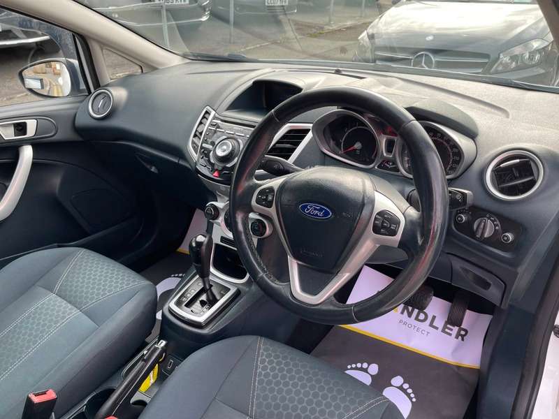 2011 FORD FIESTA 2011 FORD FIESTA