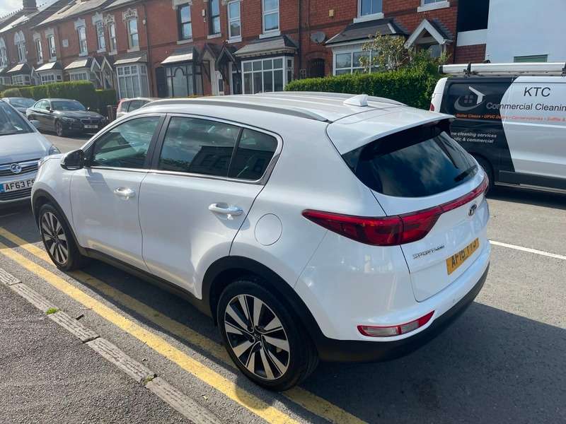 null KIA SPORTAGE null KIA SPORTAGE