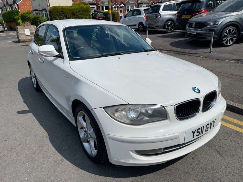 A 2011 BMW 1 SERIES 118d SPORT A 2011 BMW 1 SERIES 118d SPORT