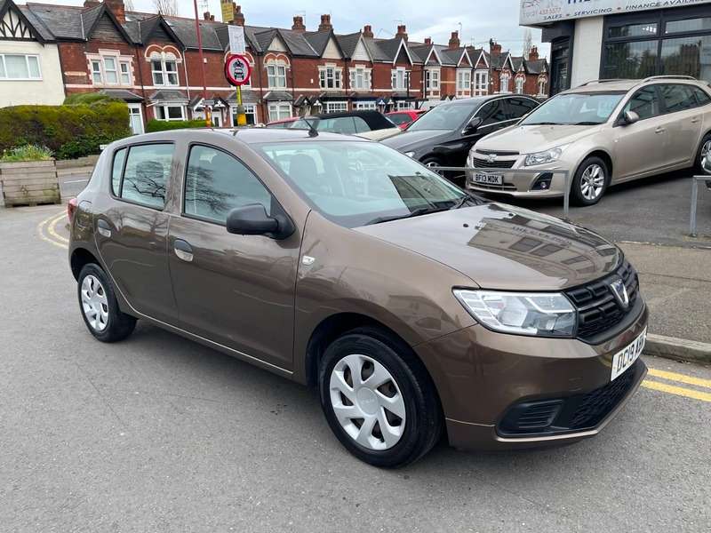 A 2019 DACIA SANDERO ESSENTIAL TCE A 2019 DACIA SANDERO ESSENTIAL TCE