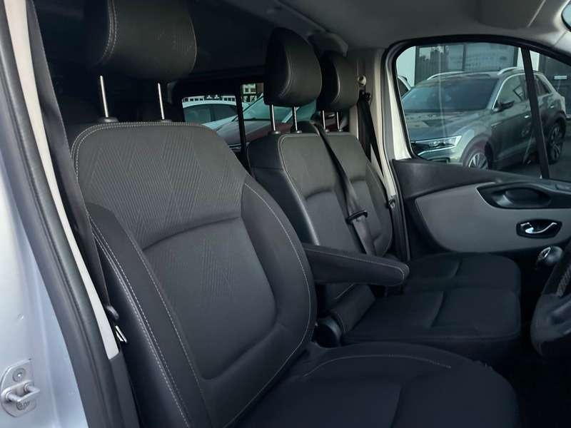 2017 RENAULT TRAFIC 2017 RENAULT TRAFIC