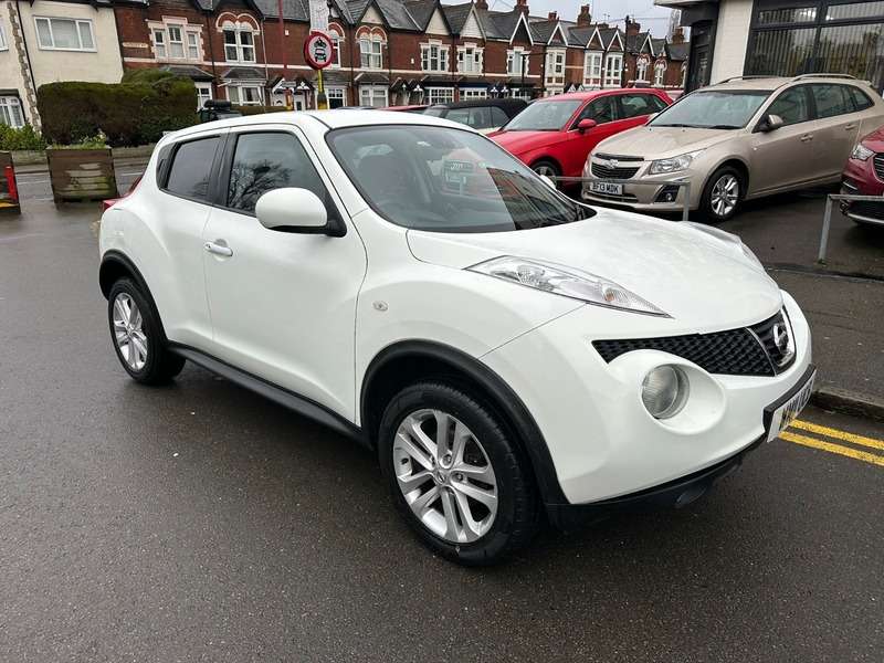 A 2011 NISSAN JUKE TEKNA DCI A 2011 NISSAN JUKE TEKNA DCI