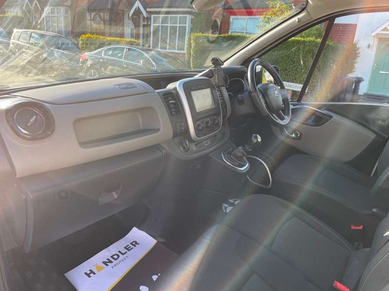2019 NISSAN NV300 2019 NISSAN NV300