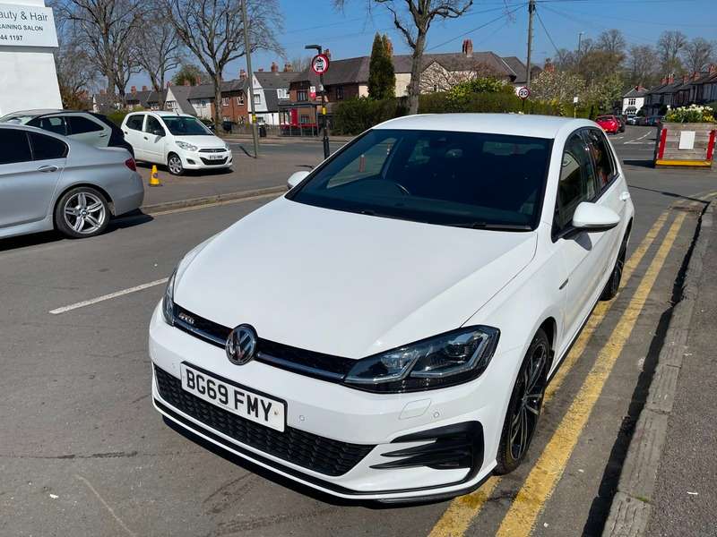 2019 VOLKSWAGEN GOLF 2019 VOLKSWAGEN GOLF