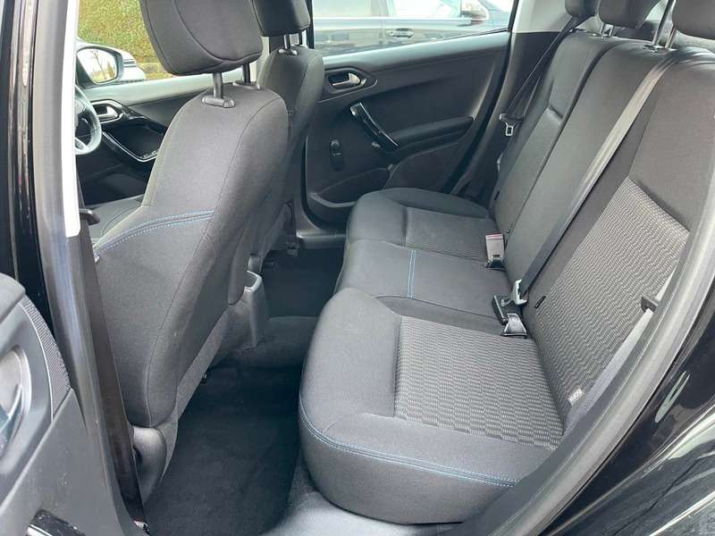 2018 PEUGEOT 208 2018 PEUGEOT 208