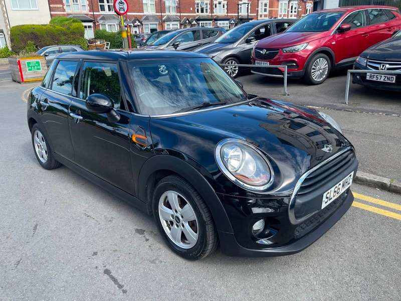 A 2016 MINI MINI ONE A 2016 MINI MINI ONE