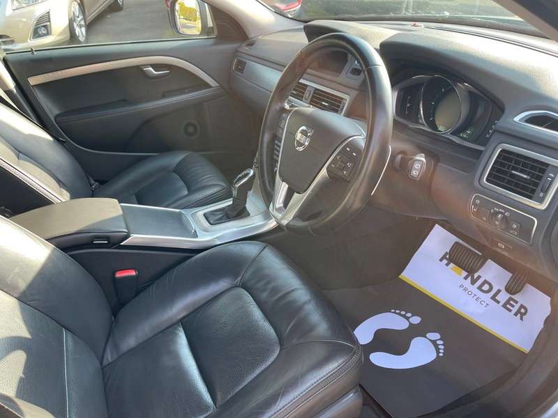 2013 VOLVO XC70 2013 VOLVO XC70