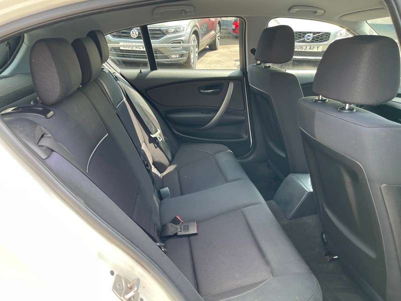 2011 BMW 1 SERIES 2011 BMW 1 SERIES