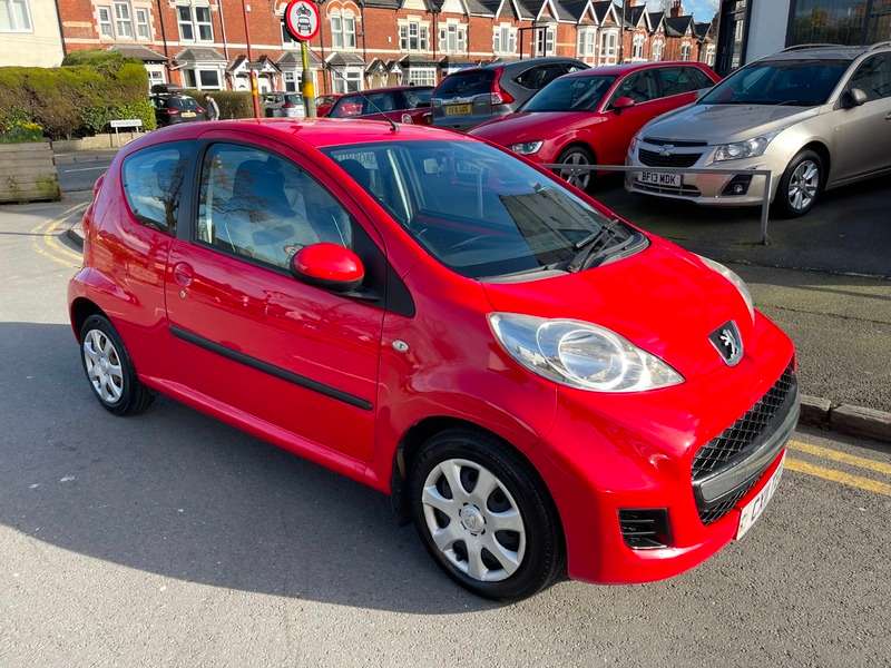 2011 PEUGEOT 107 2011 PEUGEOT 107