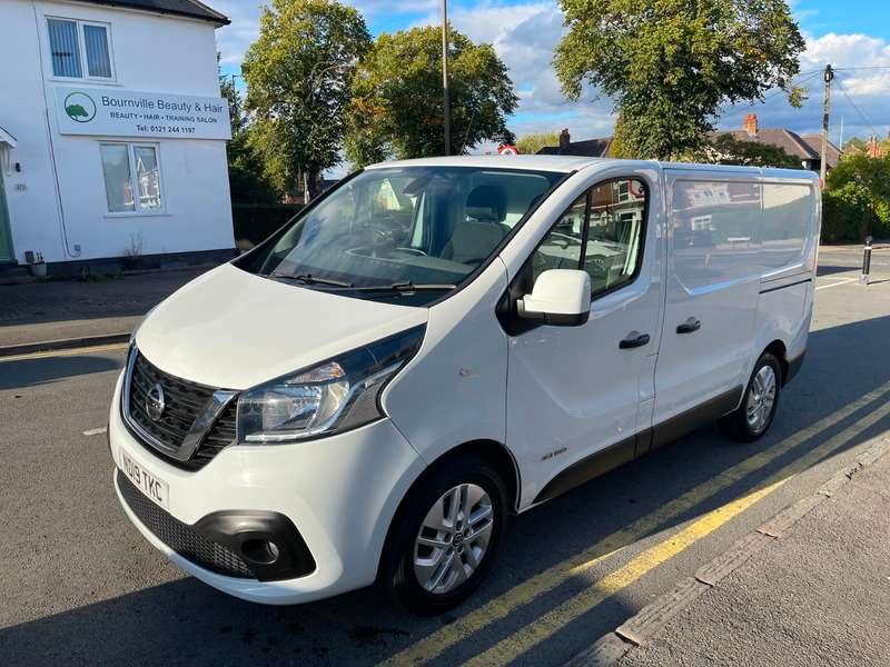 2019 NISSAN NV300 2019 NISSAN NV300