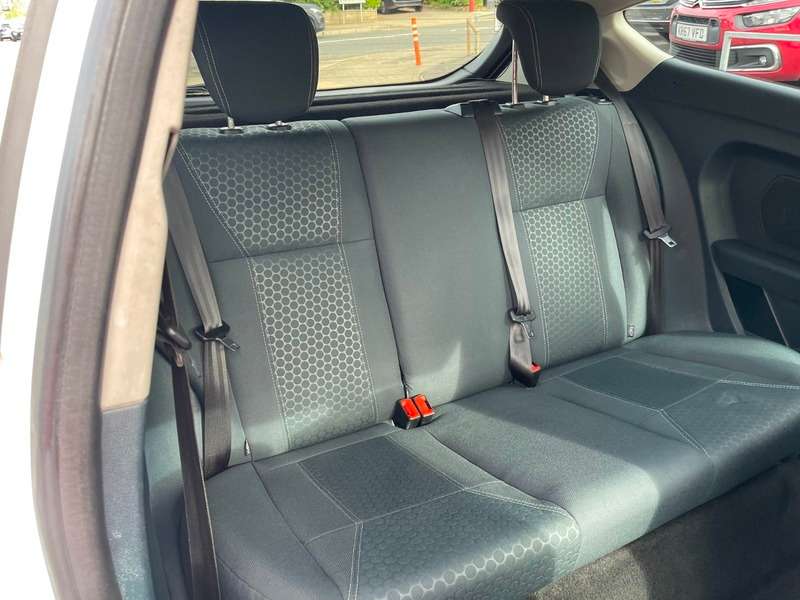 2011 FORD FIESTA 2011 FORD FIESTA