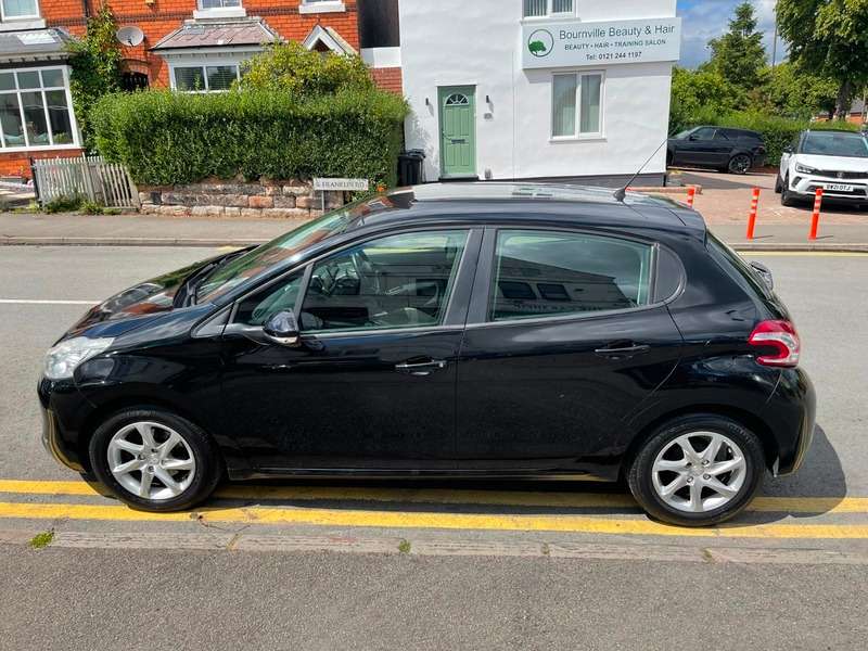 2012 PEUGEOT 208 2012 PEUGEOT 208