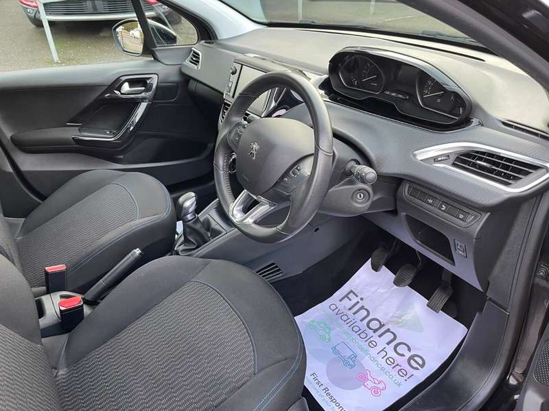 2018 PEUGEOT 208 2018 PEUGEOT 208