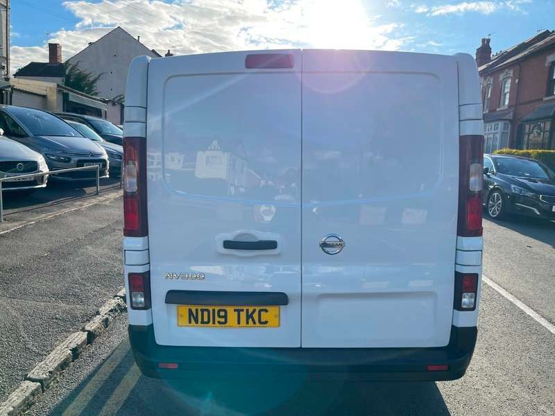 2019 NISSAN NV300 2019 NISSAN NV300