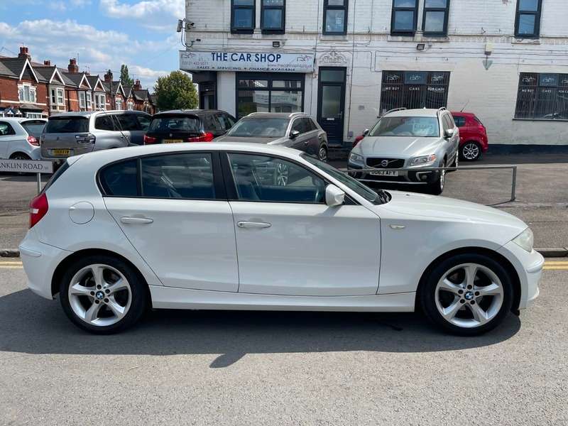 2011 BMW 1 SERIES 2011 BMW 1 SERIES