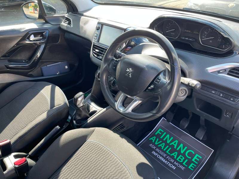 2018 PEUGEOT 208 2018 PEUGEOT 208