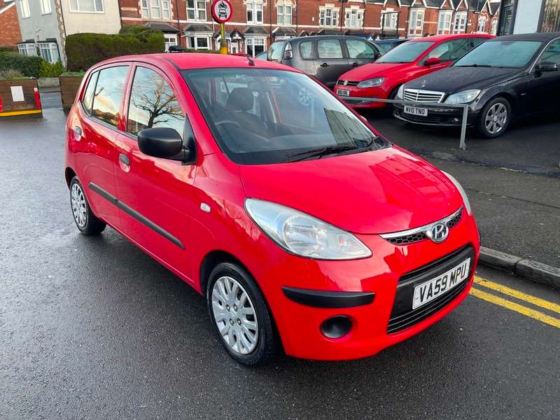 Check out this Hyundai I10 2010 Petrol Manual