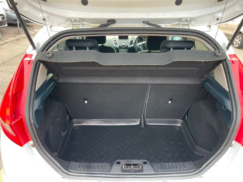 2011 FORD FIESTA 2011 FORD FIESTA