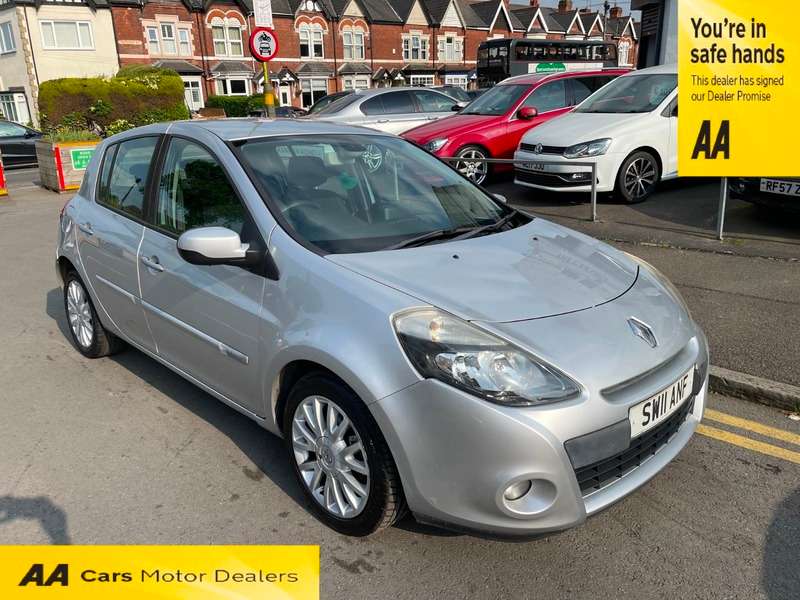 A 2011 RENAULT CLIO DYNAMIQUE TOMTOM 16V A 2011 RENAULT CLIO DYNAMIQUE TOMTOM 16V