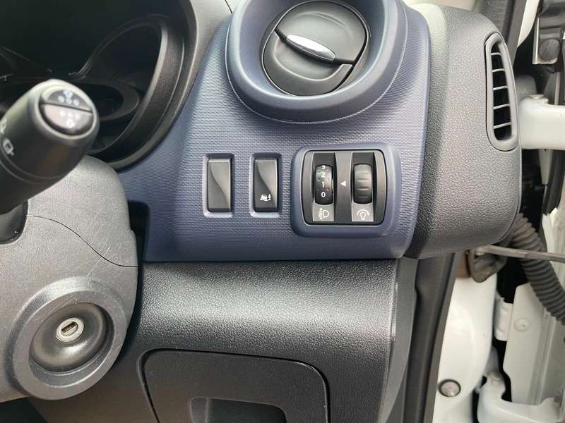 2017 VAUXHALL VIVARO 2017 VAUXHALL VIVARO