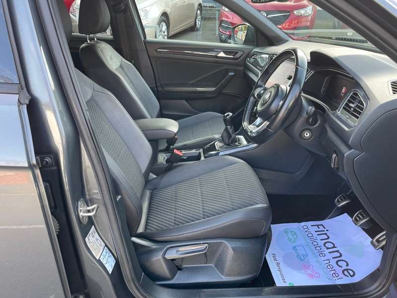 2019 VOLKSWAGEN T-ROC 2019 VOLKSWAGEN T-ROC