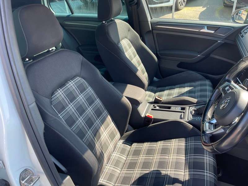 2019 VOLKSWAGEN GOLF 2019 VOLKSWAGEN GOLF