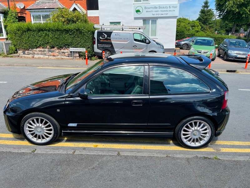 2005 ROVER MG ZR 2005 ROVER MG ZR