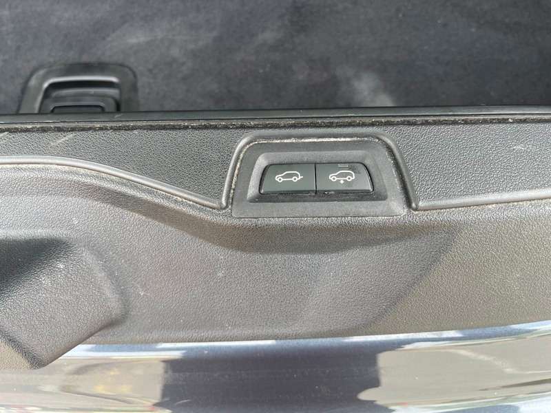 null BMW X5 null BMW X5