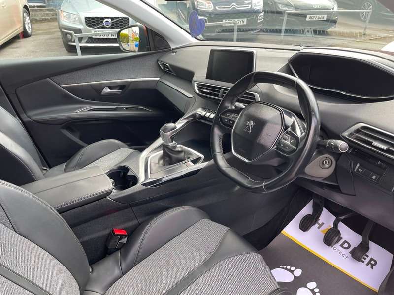 2018 PEUGEOT 3008 2018 PEUGEOT 3008