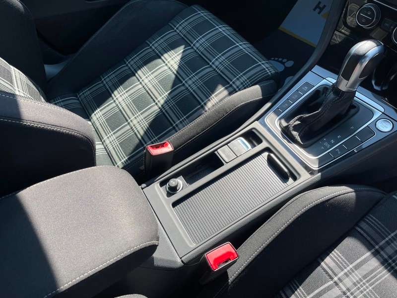 2019 VOLKSWAGEN GOLF 2019 VOLKSWAGEN GOLF