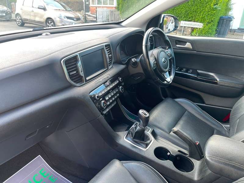 null KIA SPORTAGE null KIA SPORTAGE