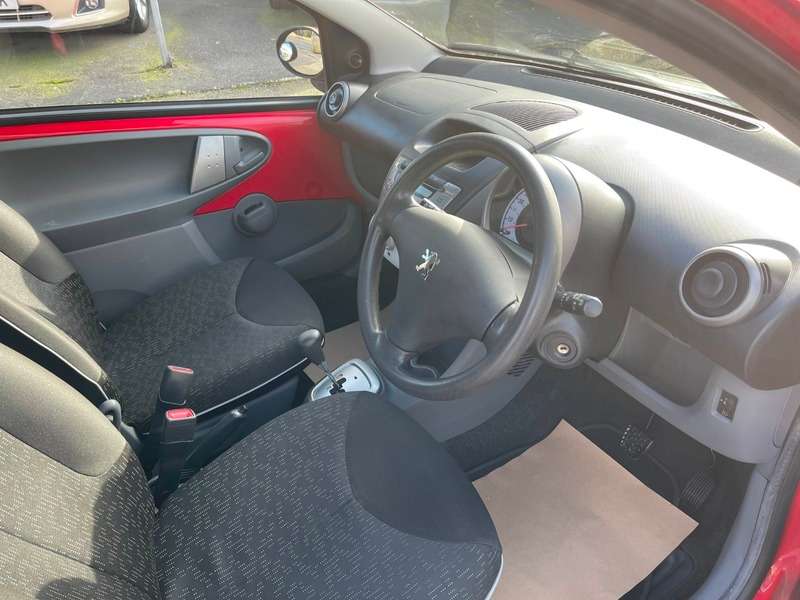 2011 PEUGEOT 107 2011 PEUGEOT 107