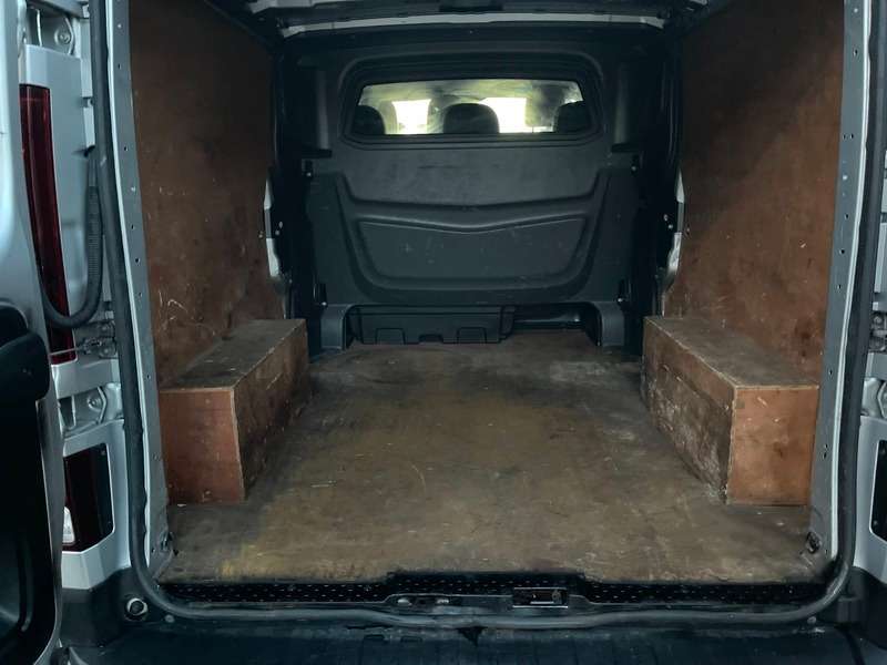 2017 RENAULT TRAFIC 2017 RENAULT TRAFIC