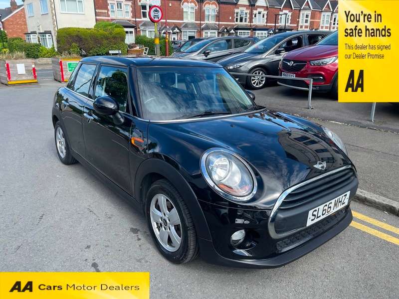 A 2016 MINI MINI ONE A 2016 MINI MINI ONE